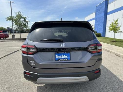 2023 Honda Pilot AWD EX-L 8 Passenger