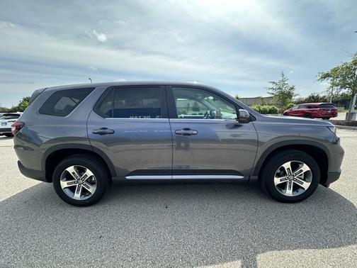 2023 Honda Pilot AWD EX-L 8 Passenger