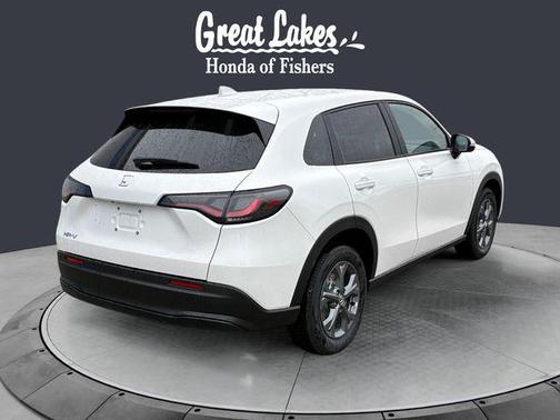 Platinum White Pearl 2026 Honda HR-V LX