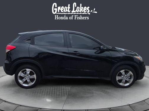 Crystal Black Pearl 2022 Honda HR-V LX