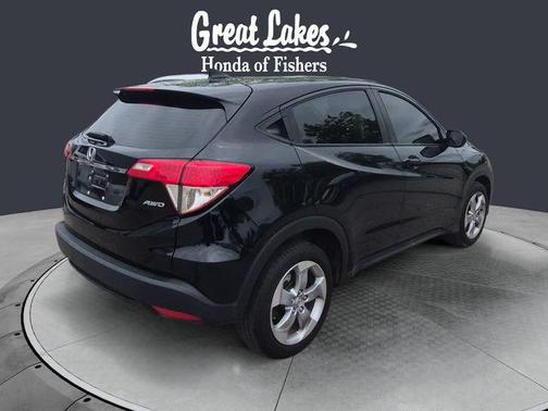 Crystal Black Pearl 2022 Honda HR-V LX