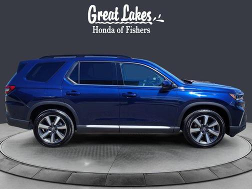 Obsidian Blue Pearl 2024 Honda Pilot Touring 8-Passenger