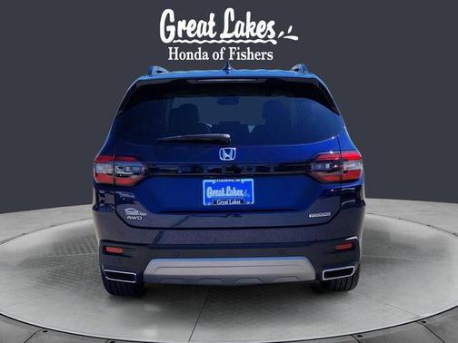 Obsidian Blue Pearl 2024 Honda Pilot Touring 8-Passenger