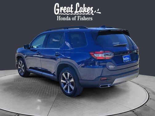 Obsidian Blue Pearl 2024 Honda Pilot Touring 8-Passenger