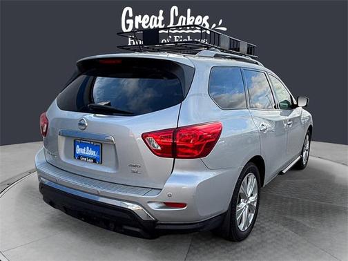 2018 Nissan Pathfinder SL