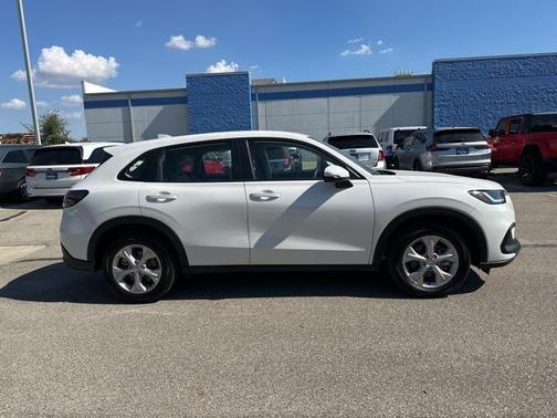 2025 Honda HR-V LX