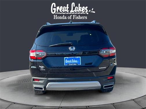 2025 Honda Pilot Touring 8-Passenger