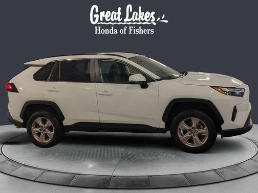 Ice Cap 2025 Toyota RAV4 XLE