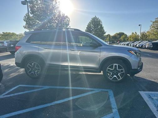 2022 Honda Passport AWD Elite