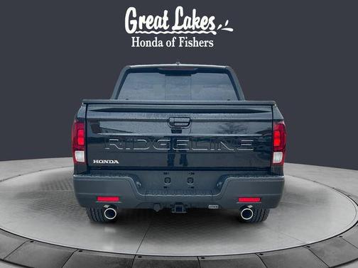 Crystal Black Pearl 2026 Honda Ridgeline RTL