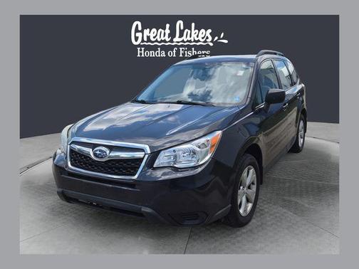 Dark Gray Metallic 2015 Subaru Forester 2.5i