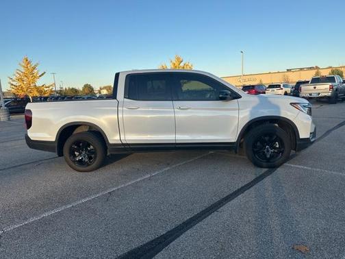 2022 Honda Ridgeline Black