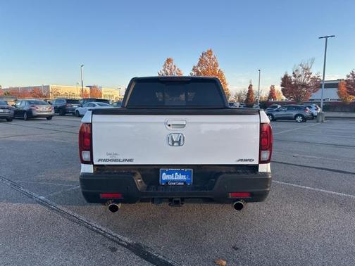 2022 Honda Ridgeline Black