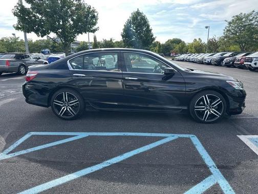 2017 Honda Accord Touring V6