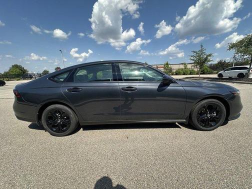 2025 Honda Accord Sport SE 1.5T