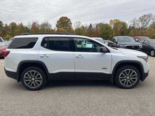 2018 GMC Acadia SLT-1
