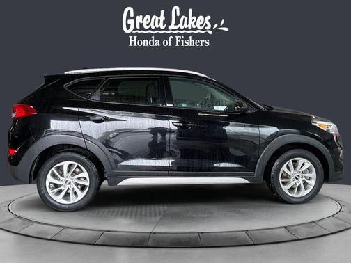 Black Noir Pearl 2018 Hyundai TUCSON SEL