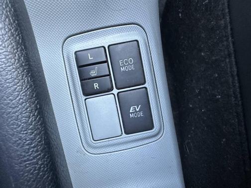 2013 Toyota Prius c Four