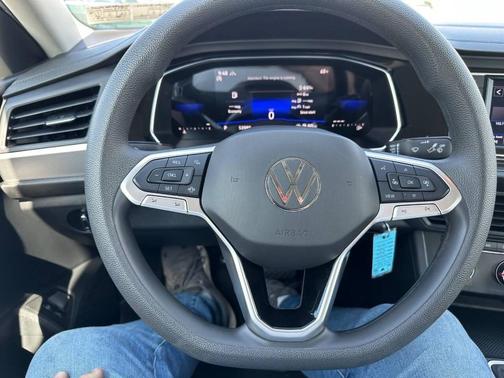 Pure White 2023 Volkswagen Jetta 1.5T S