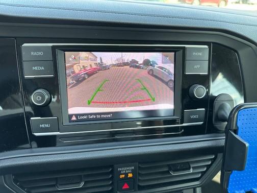 Pure White 2023 Volkswagen Jetta 1.5T S