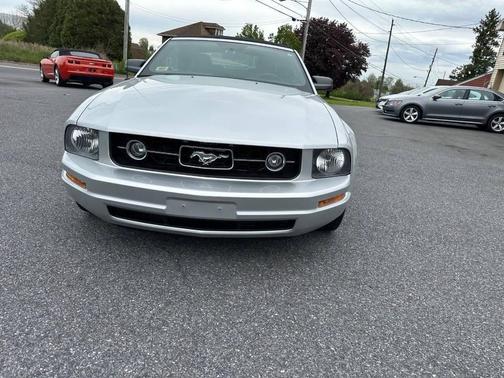 Silver Clearcoat Metallic 2008 Ford Mustang Premium
