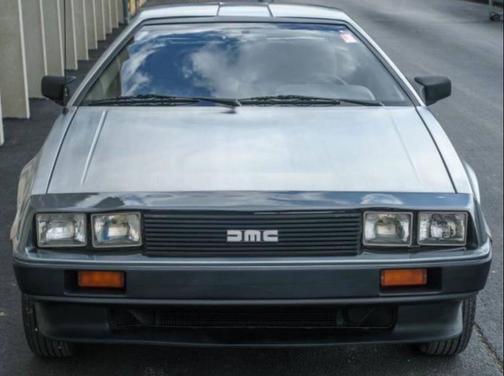 1981 Delorean DMC-12 Base 2dr Coupe