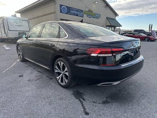 2021 Volkswagen Passat 2.0T SE