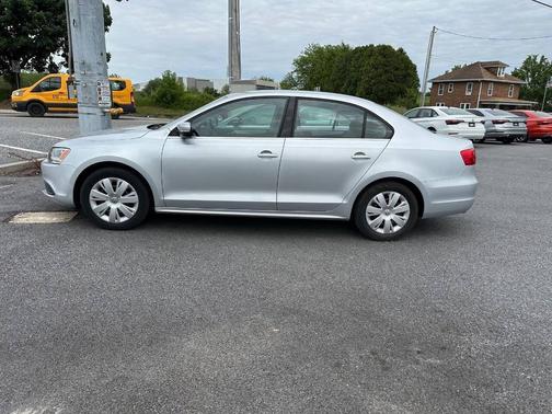 Reflex Silver Metallic 2013 Volkswagen Jetta SE