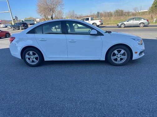 2015 Chevrolet Cruze 1LT