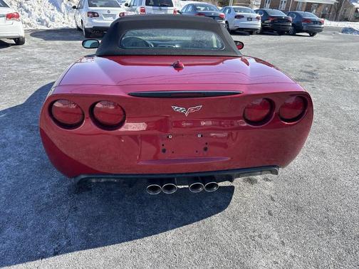 2005 Chevrolet Corvette Base