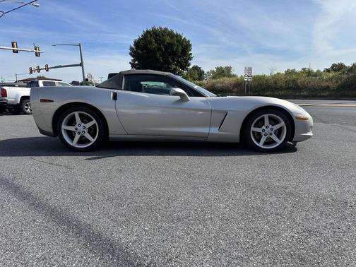 2006 Chevrolet Corvette Base