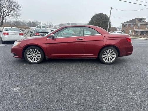 2012 Chrysler 200 Limited