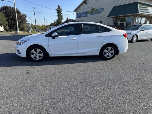 2017 Chevrolet Cruze LS