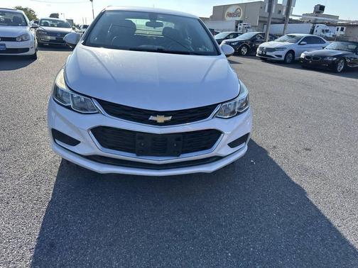 2017 Chevrolet Cruze LS