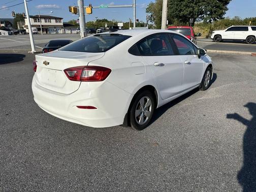 2017 Chevrolet Cruze LS