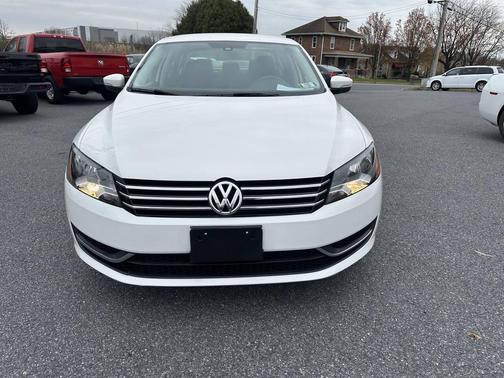2013 Volkswagen Passat 2.5L S
