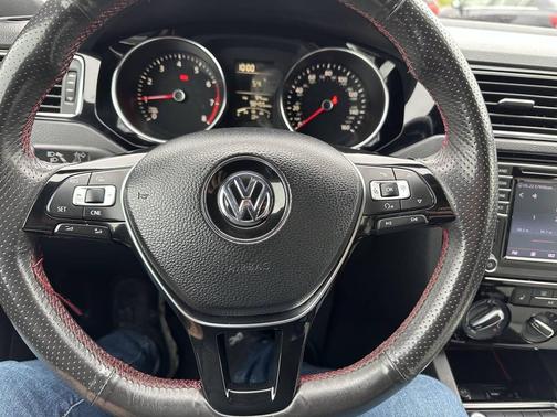 2016 Volkswagen Jetta 1.8T Sport