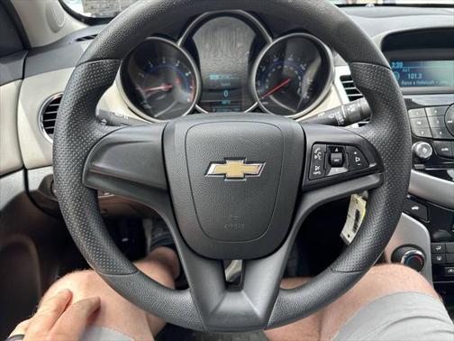 2016 Chevrolet Cruze Limited LS