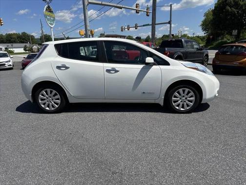 2015 Nissan Leaf S