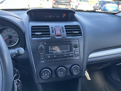 2013 Subaru XV Crosstrek 2.0i Premium