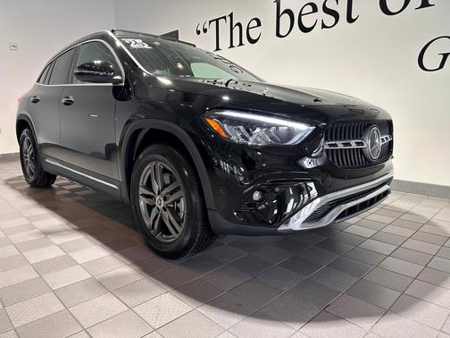 2025 Mercedes-Benz GLA 250 