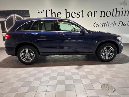 2022 Mercedes-Benz GLC 300 4MATIC