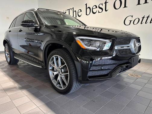 2022 Mercedes-Benz GLC 300 