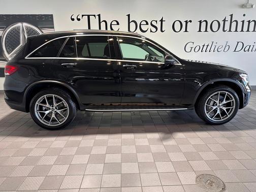 2022 Mercedes-Benz GLC 300 4MATIC