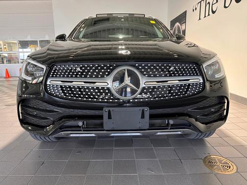 2022 Mercedes-Benz GLC 300 