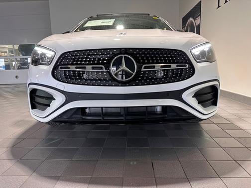 2025 Mercedes-Benz GLA 250