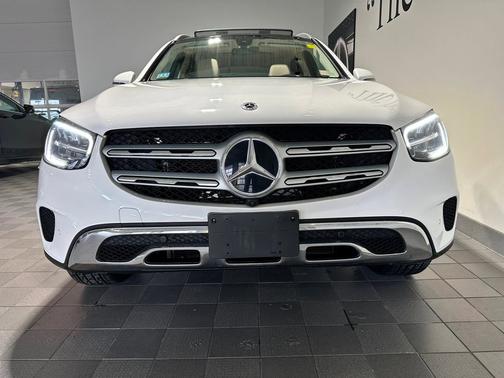 2021 Mercedes-Benz GLC 300 
