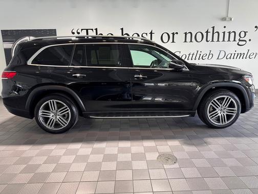 2022 Mercedes-Benz GLS 450 4MATIC