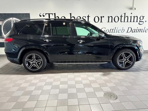 2022 Mercedes-Benz GLS 450 4MATIC
