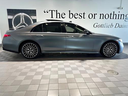 MANUFAKTUR Selenite Grey Magno 2023 Mercedes-Benz S-Class